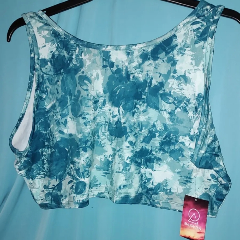 Enlighten Cropped Active Wear Tank, NWT, 2X, Multicolor, Pullover, Sleeveless